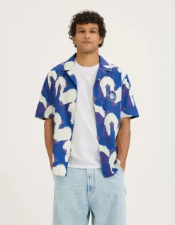 Dandadan - Oma Turbo's Paarse Blouse