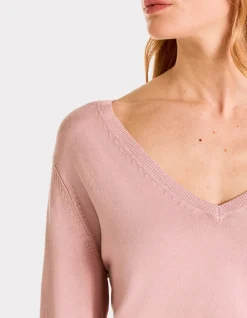 Fijn gebreide V-hals trui - roze