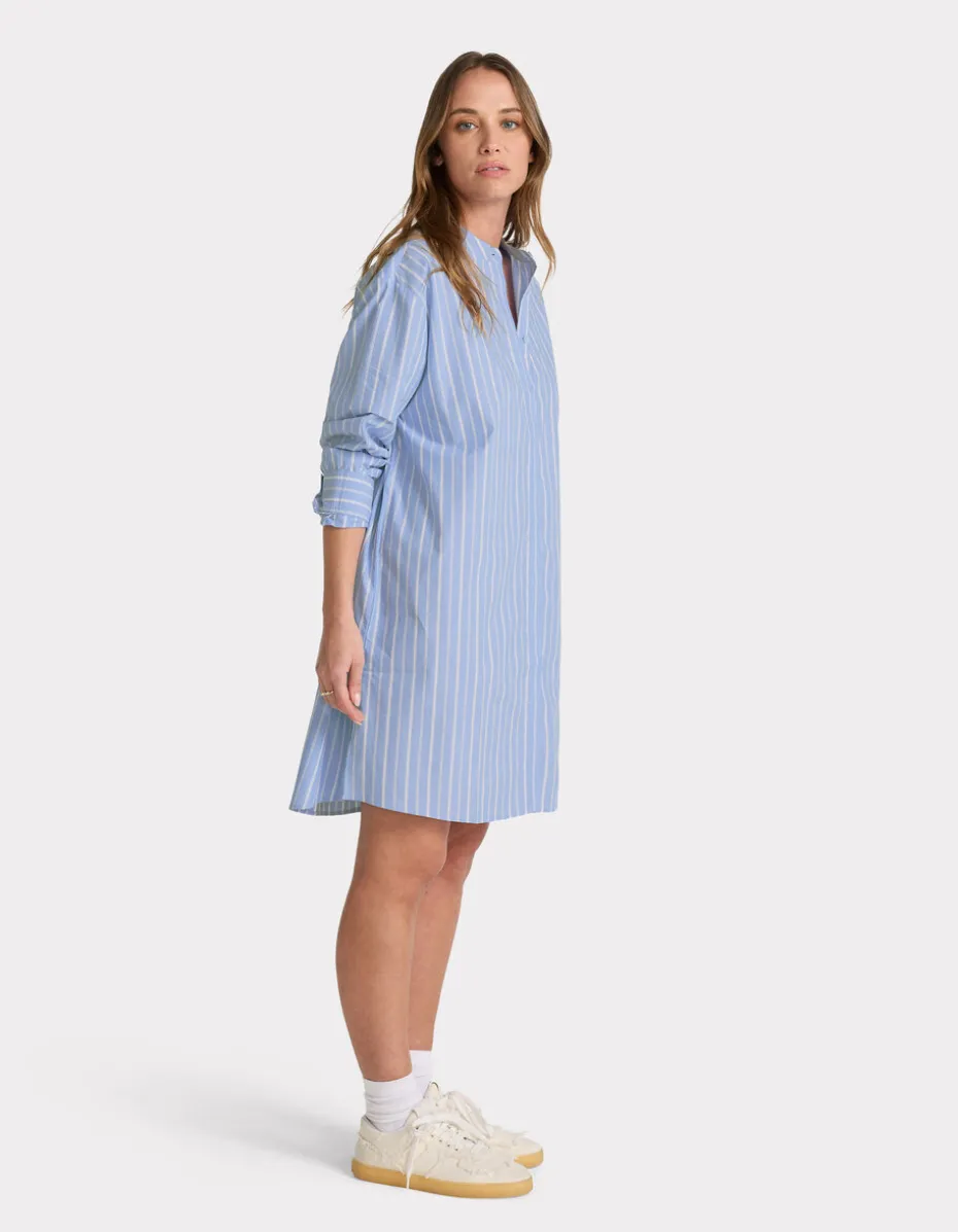 Gestreepte jurk met mandarijnkraag - marineblauw