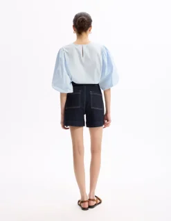 Platte shorts met decoratieve knopen - denim