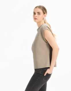 Ruimvallend mouwloos katoenen T-shirt beige