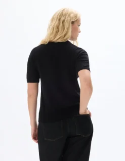 Soepel vallende trui met ronde hals van ECOVERO™ viscose - zwart